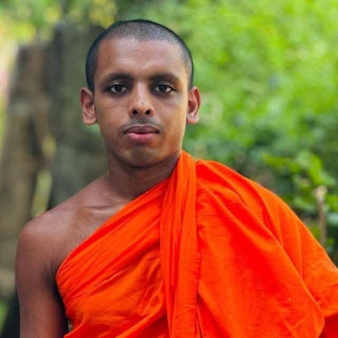 පූජ්‍ය රණකෙලියේ අමිත ස්වාමීන් වහන්සේ